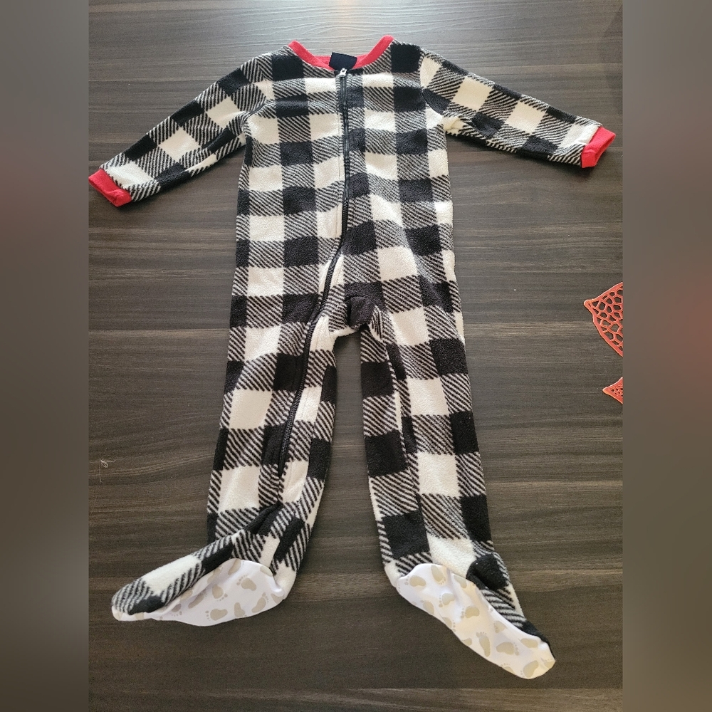 Arie by Ariella pajama size 12M